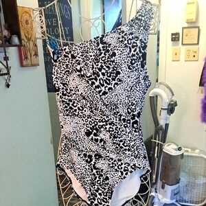 DKNY Leopard Print One Shoulder Swimsuit, Sz 10